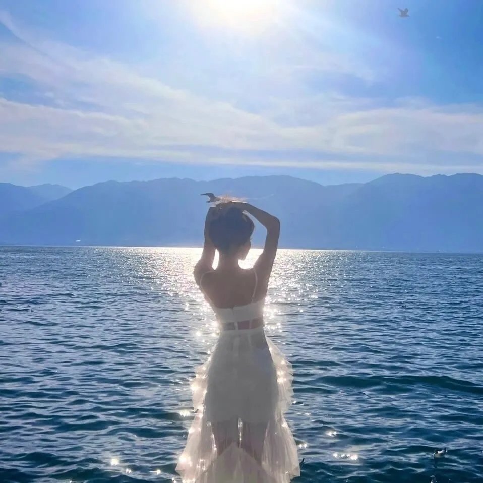 婚礼前闺蜜送我一套秀禾服